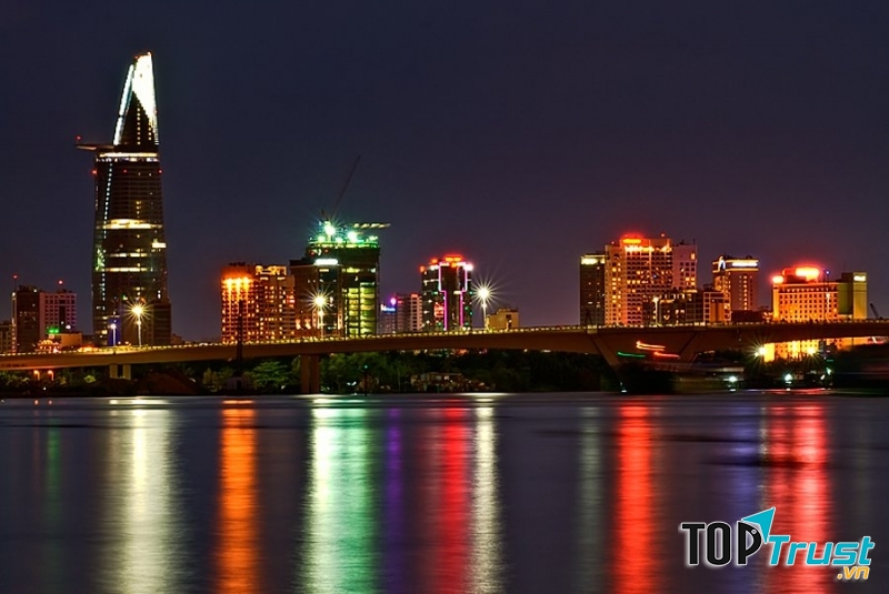 Một góc cầu Thủ Thiêm