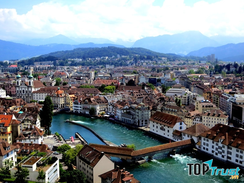 Lucerne còn là điểm đến hấp dẫn nhất dành cho du học sinh