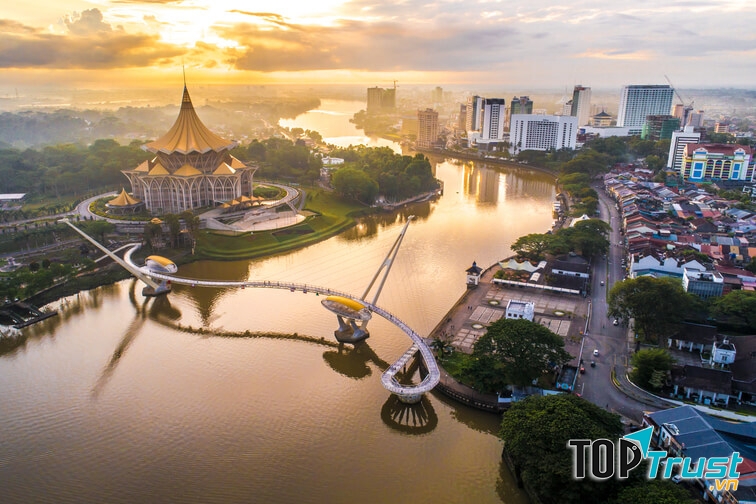 Thành phố Kuching xinh đẹp, hiền hòa