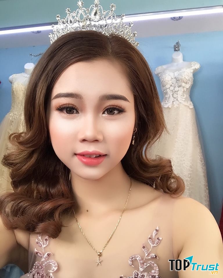 Thảo Bubi (Ảnh viện áo cưới Venus)