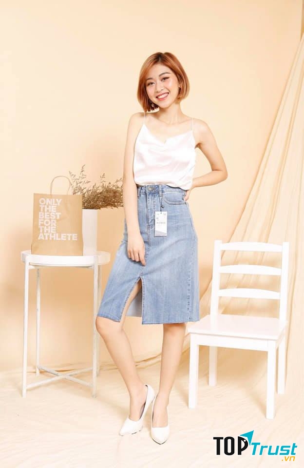 Thảo Shop ﻿là địa chỉ chuyên bán áo, váy, thời trang Việt Nam xuất khẩu, thời trang dự tiệc, công sở﻿ đã không còn mấy xa lạ, nhất là đối với những bạn yêu váy đầm