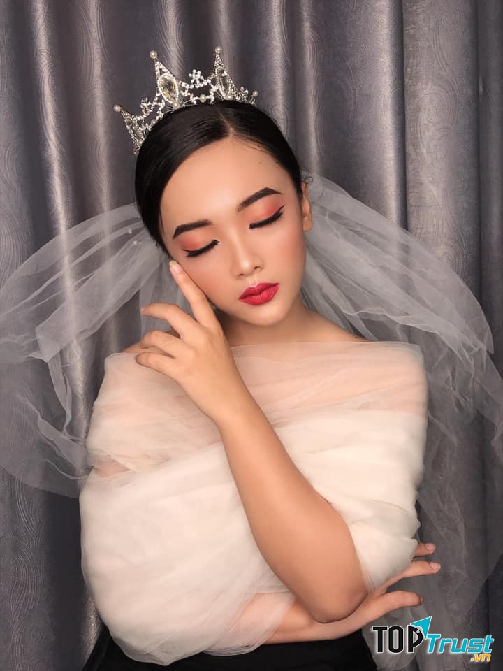 Thảo Vũ Make Up & Academy