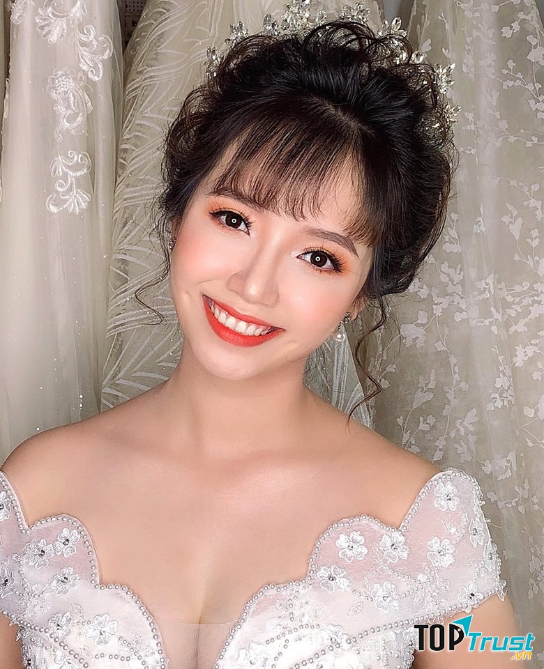 Thaoava Pham (AVA Wedding)