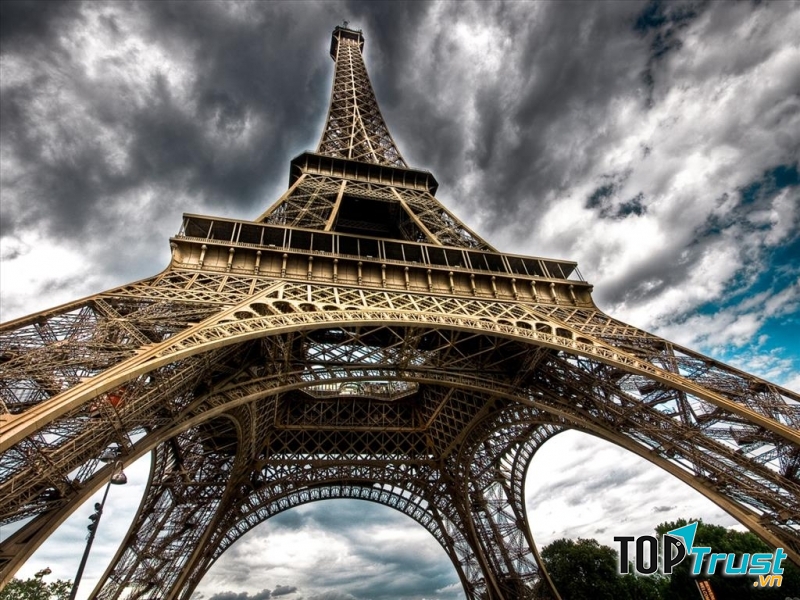 Tháp Eiffel