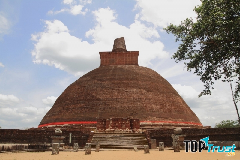 Tháp Jetavanaramaya - Sri Lanka.