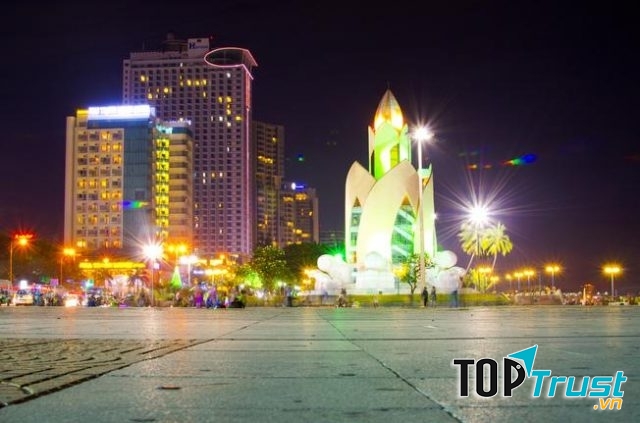 Tháp Trầm Hương Nha Trang