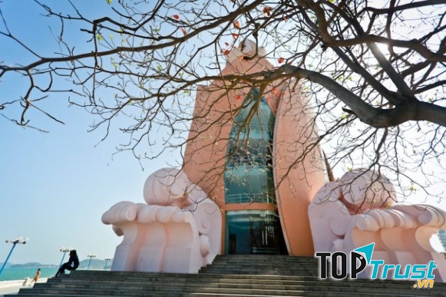 Tháp Trầm Hương Nha Trang