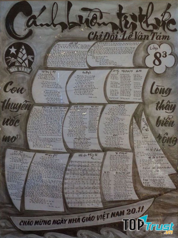 Thầy và chuyến đò xưa