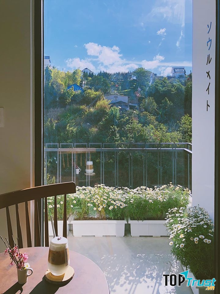 The 1985 Tea House Đà Lạt