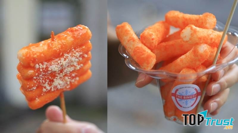 Teokkochi chua ngọt và phô mai