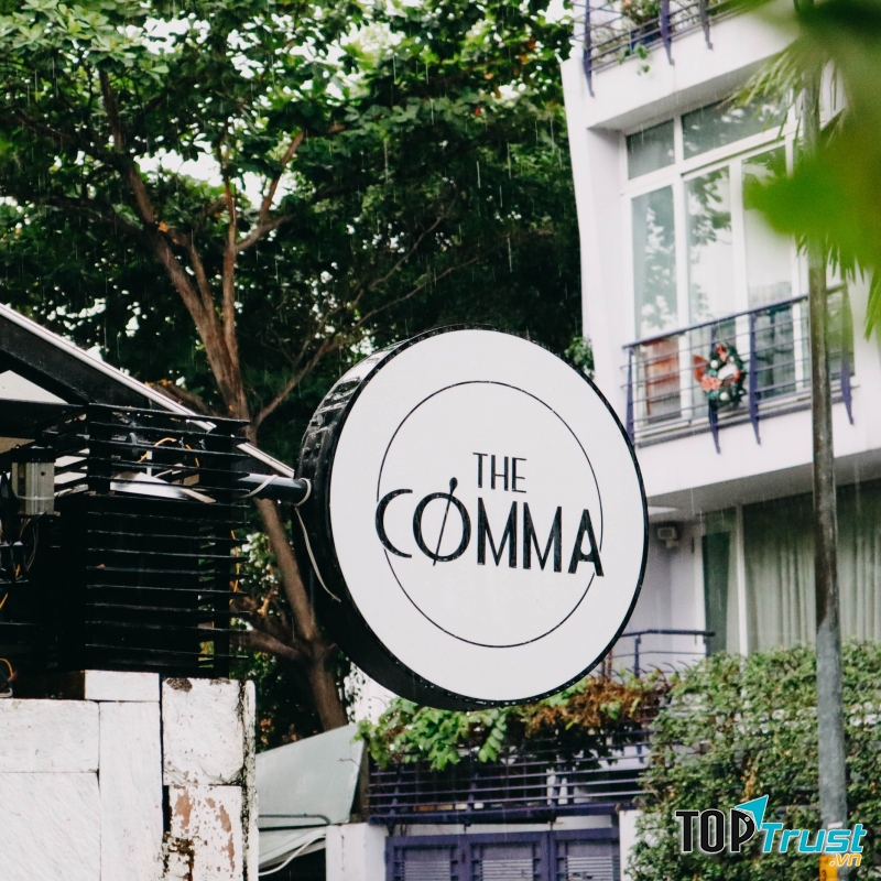 The Comma