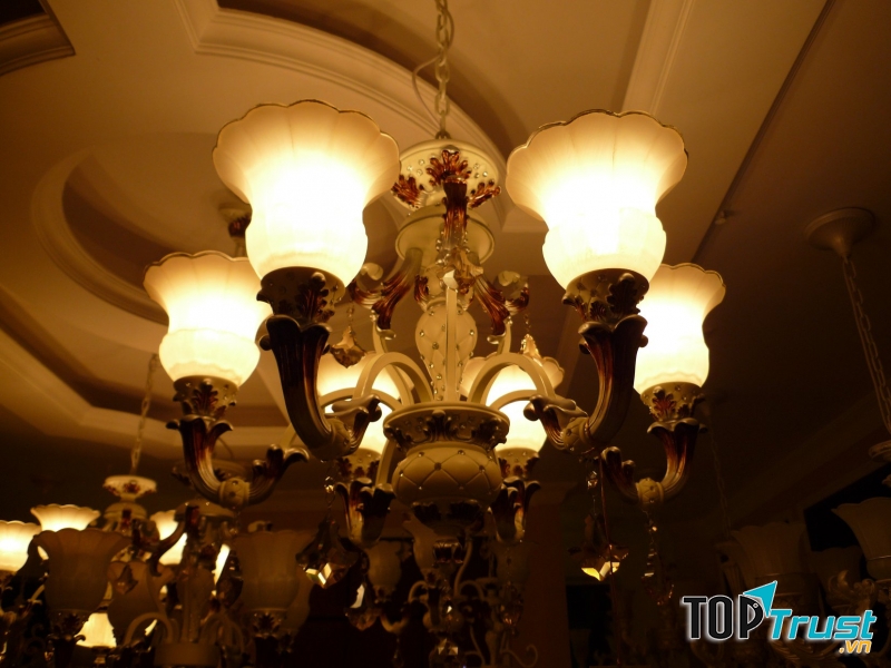 Thế Giới Đèn - Pha Lê Hạ Long