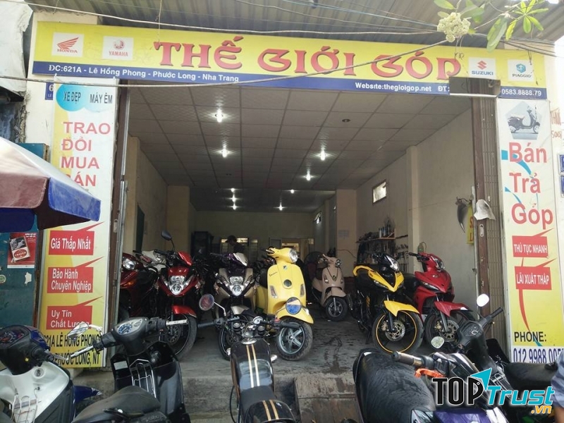 Thế giới góp Nha Trang có hai cửa hàng lớn