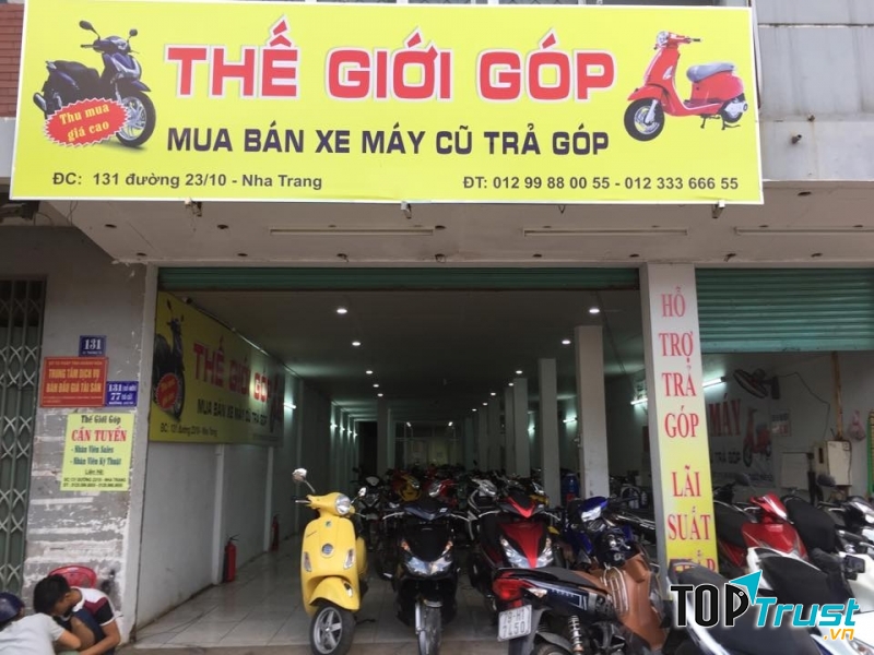 Nhiều mẫu xe cũ mới cho người dùng lựa chọn.