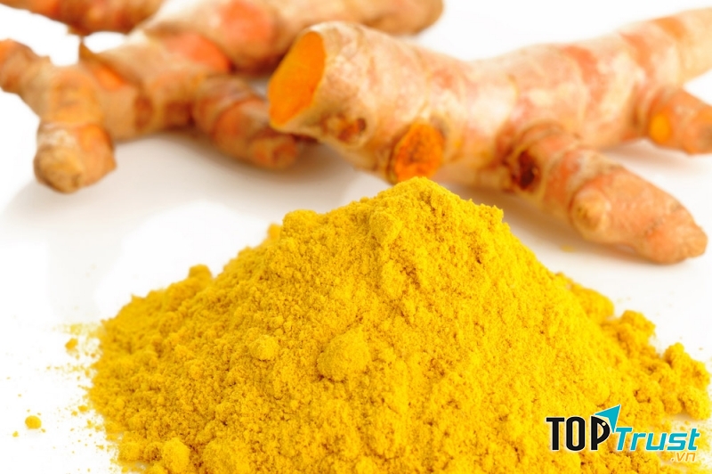 Tinh bột nghệ vàng tại siêu thị Mẹ và Bé