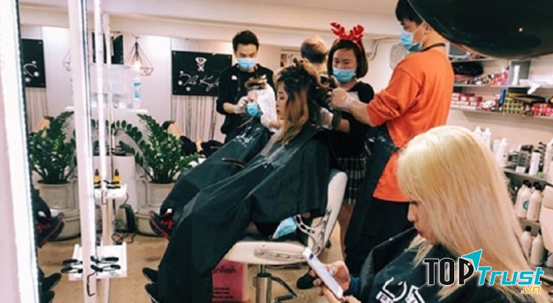 The Kyle Hair Salon