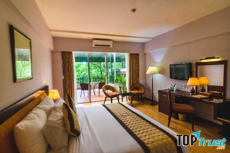 The Mondial Hotel Hue