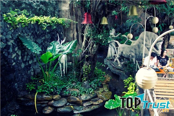 The Myth - thiên đường của cà phê Sài Gòn