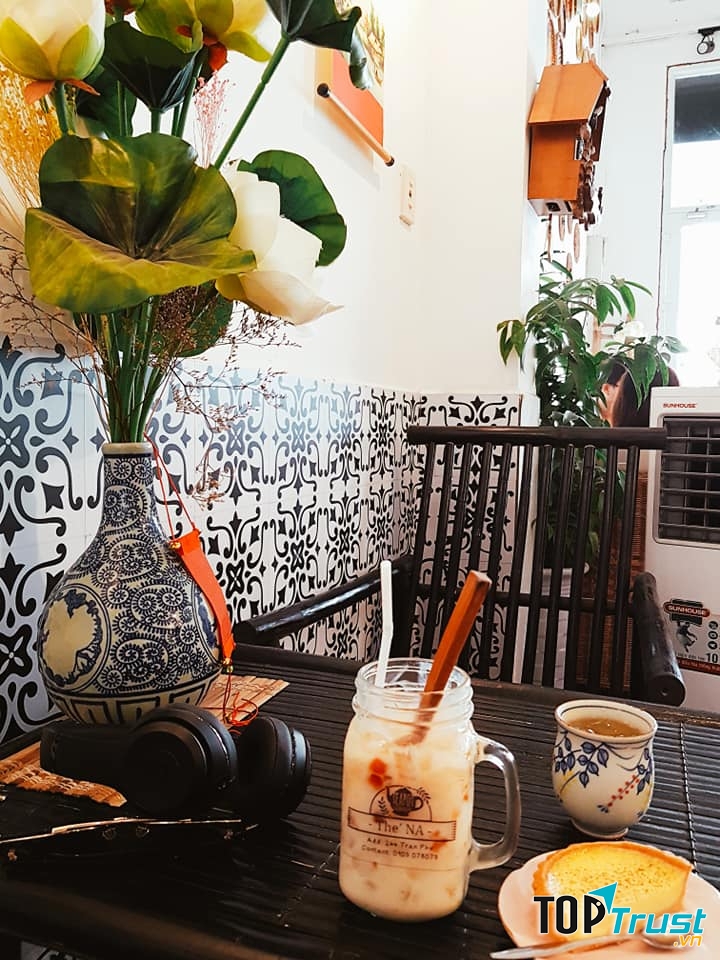 The’ Na Teahouse (266 Trần Phú)