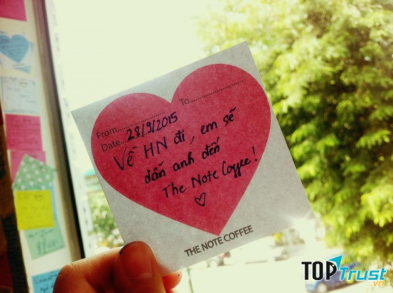 Dù chúng ta là ai thì khi đến với ﻿The Note Coffee chúng ta đề có điểm chung là rất yêu ﻿The Note Coffee.