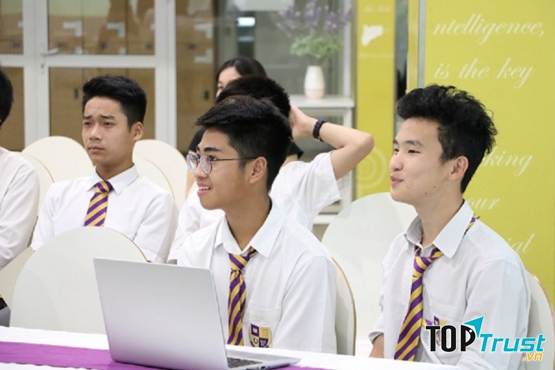 Học sinh Trường phổ thông liên cấp Olympia