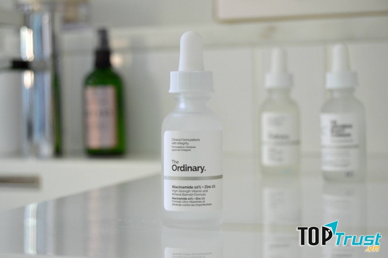 The Ordinary Niacinamide 10% + Zinc 1% serum