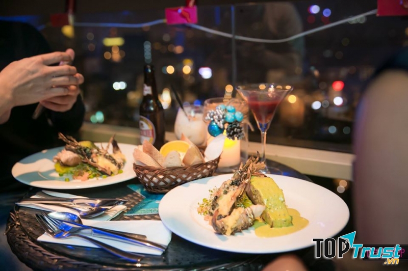 Món ăn sang trọng, cầu kỳ