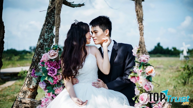 The Studio by Đông Nhật