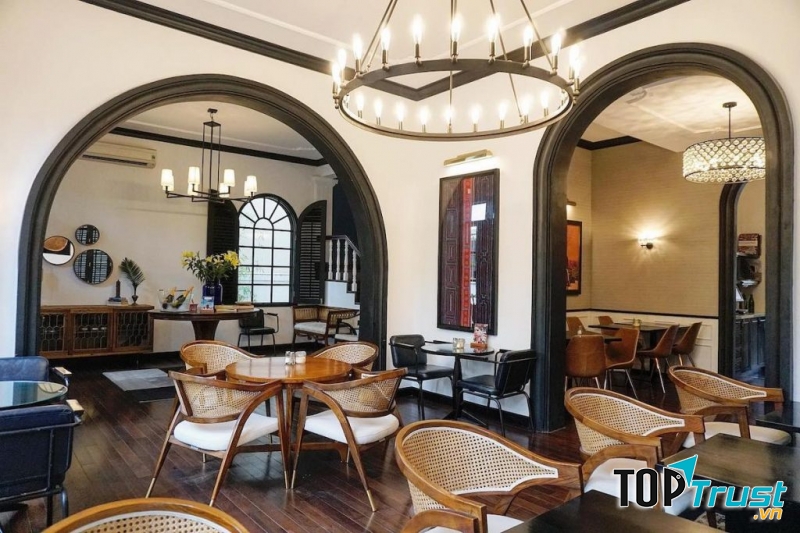 The Vintage Emporium