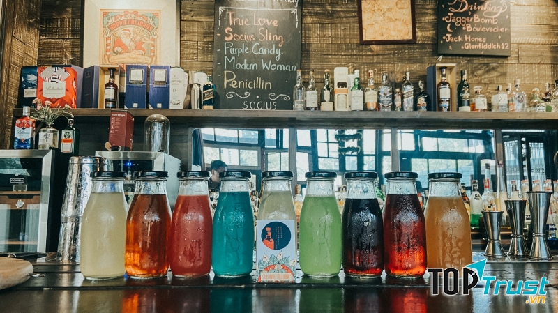 The wood house - Nhà sàn cuối ngõ