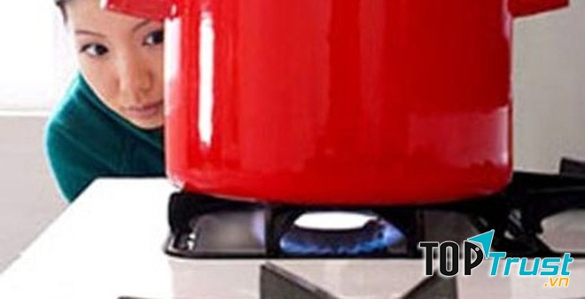 hãy luôn theo dõi bếp trong quá trình sử dụng