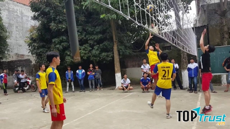 Thi đấu bóng chuyền chào mừng ngày 26 - 3