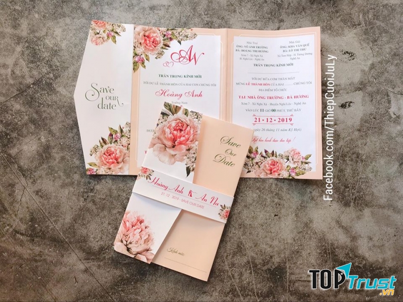 Thiệp cưới July