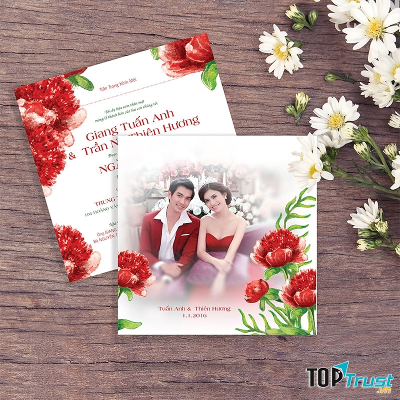 Thiệp cưới in ảnh lạ mắt