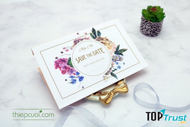 Mẫu thiệp đơn giản nhưng tinh tế