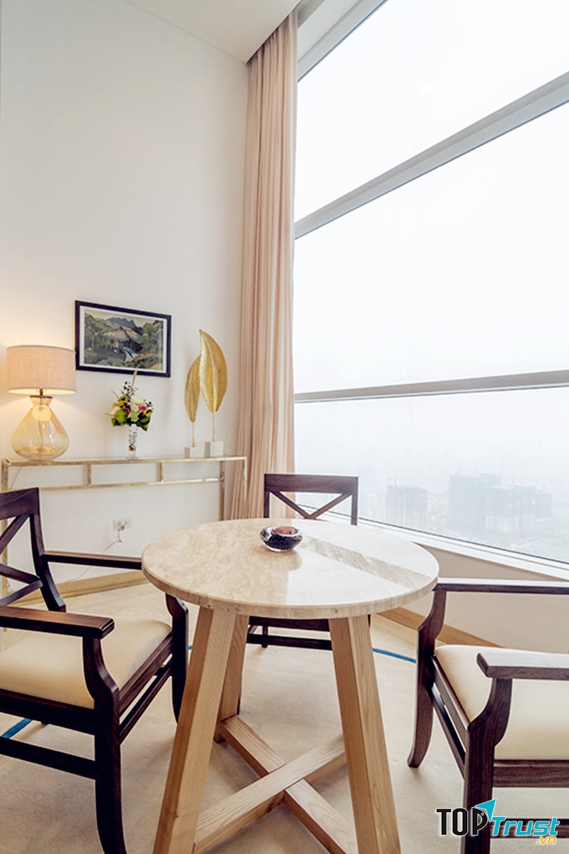 Thiết kế cửa sổ rộng