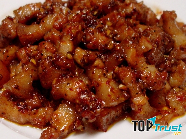 Thịt ba chỉ kho mắm ruốc