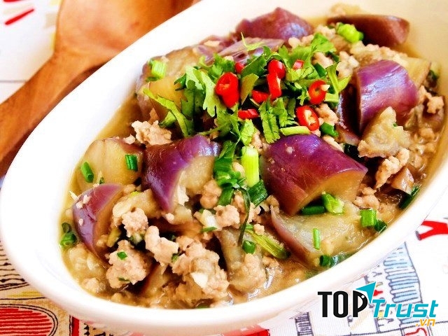 Thịt băm kho cà tím