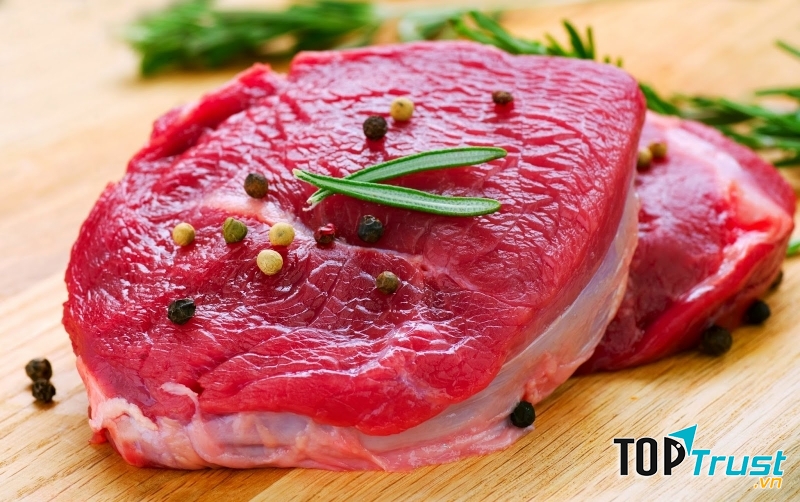 Một miếng thịt bò nạc chứa 31g protein