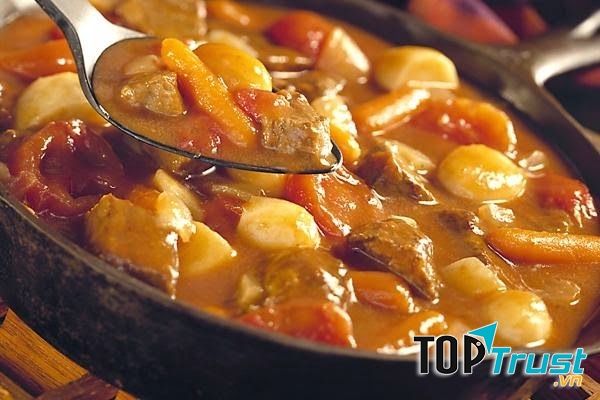 Món bò hầm khoai tây