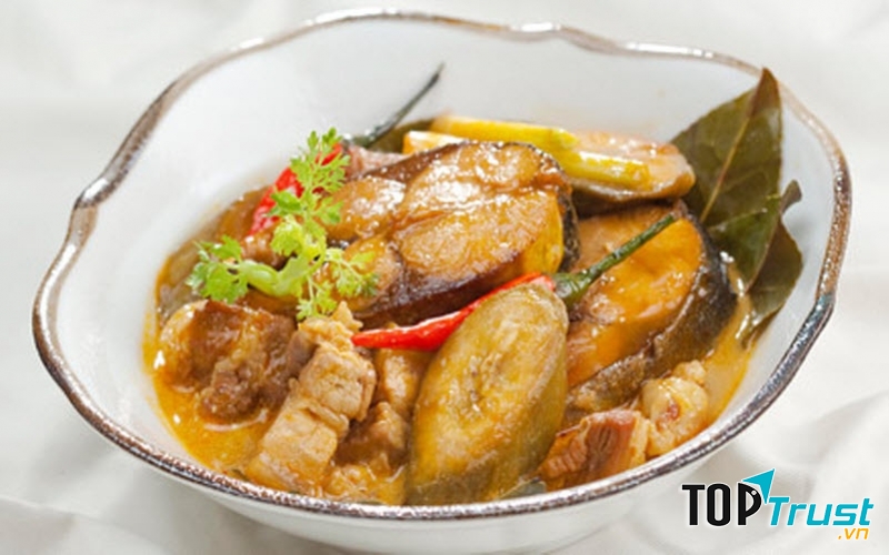 Thịt kho chuối xanh