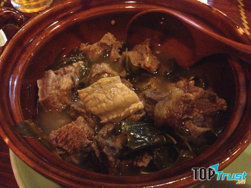 Thịt trâu om lá lồm
