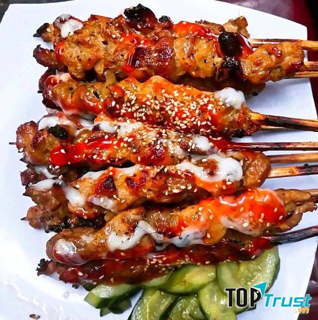 Thịt xiên Hoàng Đức