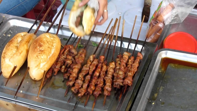 Thịt xiên nướng, Sụn nướng chợ Nghĩa Tân