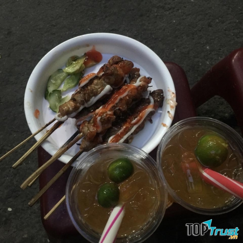 Xiên thịt nướng