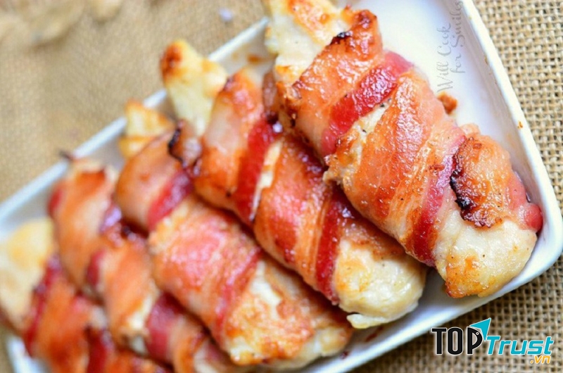 Thịt xông khói cuộn phô mai