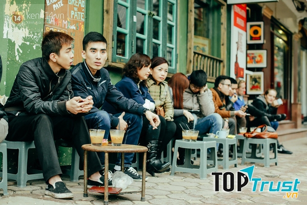 Thọ cafe là địa chỉ nổi tiếng lúc nào cũng tấp nập khách