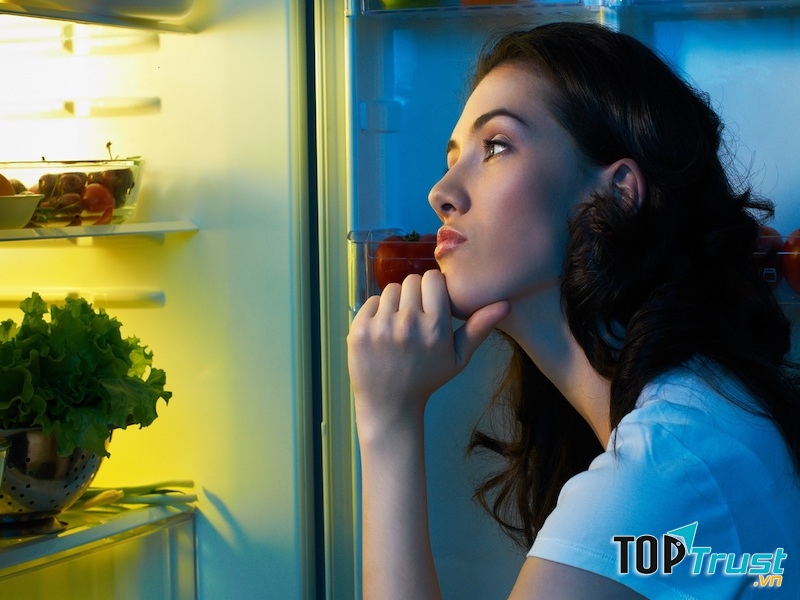 Thói quen ăn vặt