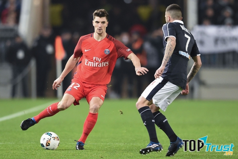 Thomas Meunier đang đá cho PSG