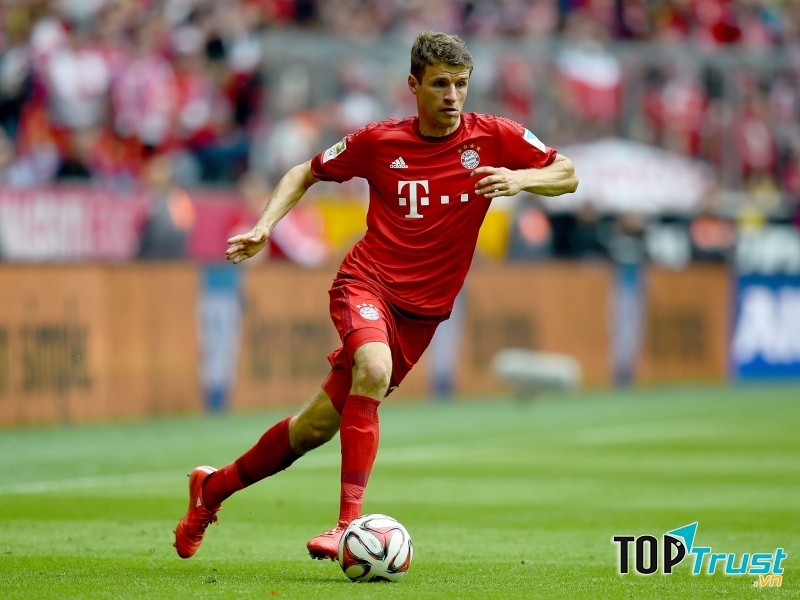 Müller là một cầu thủ xuất phát từ lò đào tạo của CLB Bayern Munich
